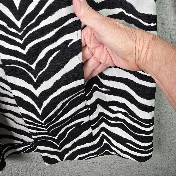 Chicos Zebra Print Knit Blazer Jacket Size 0 Slit Pockets Snap Closure - Picture 3 of 13